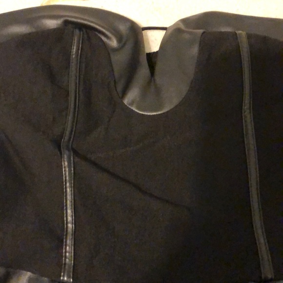 🌹Strapless Top🌹 - Picture 3 of 3